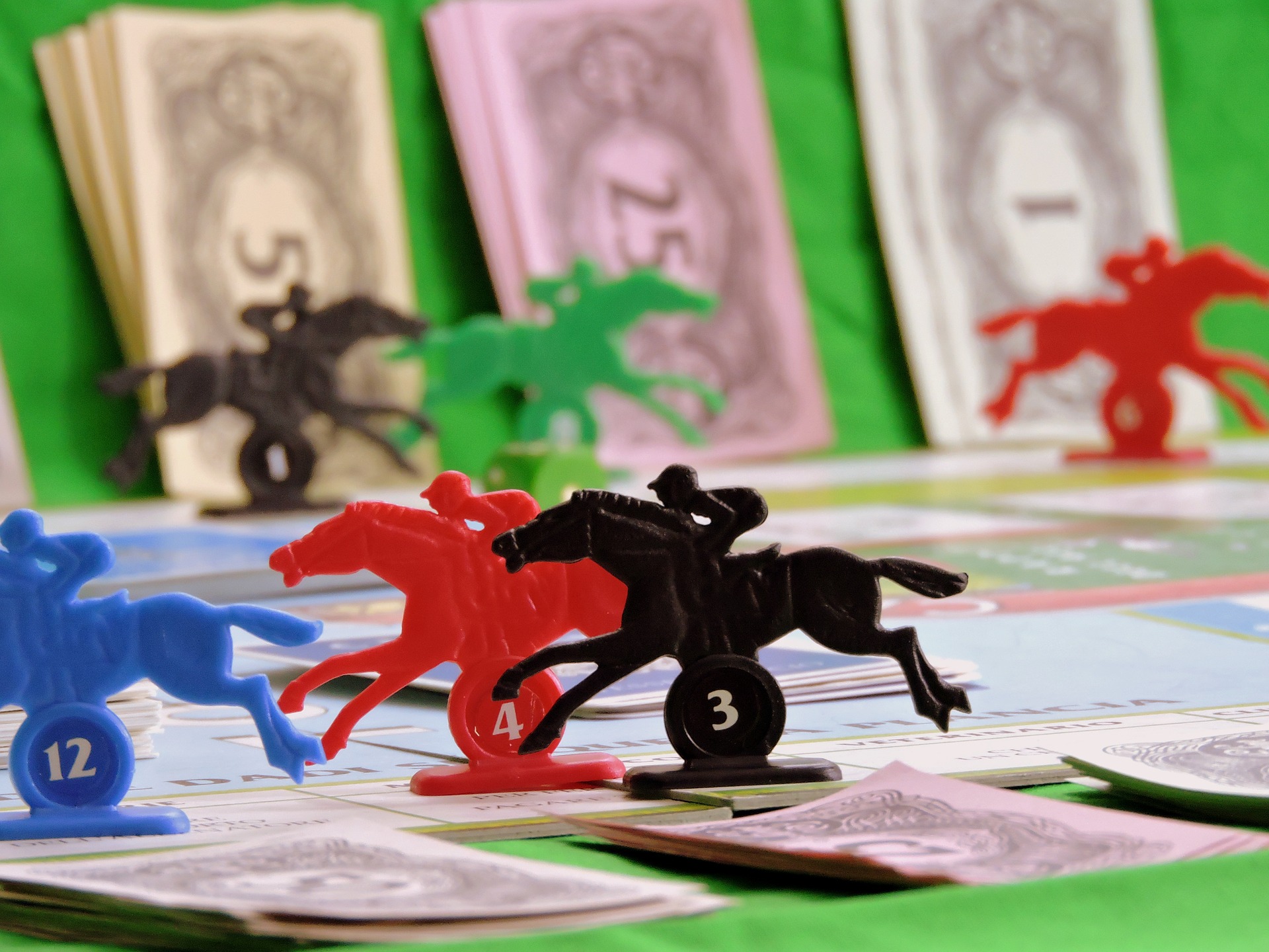 Gambling - plastic horses